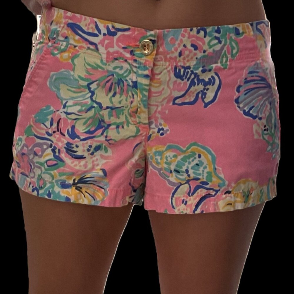 Lilly Pulitzer Coral Reef Island Kerrie Short - Size 8. - Picture 5 of 5